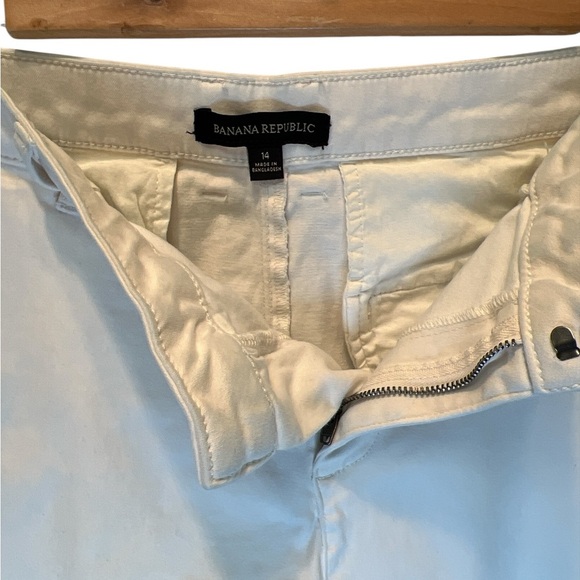 Women's Banana Republic Cream Chino High Rise Shorts Sz 14 - Picture 5 of 5